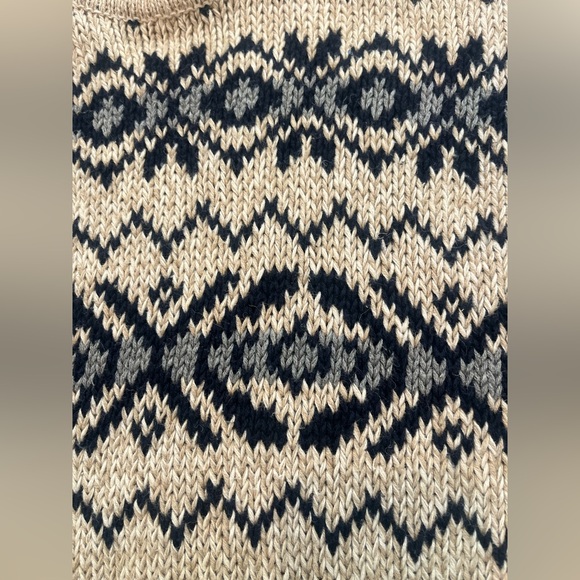 Vintage 90s Abercrombie Navy Blue and Beige Fair Isle Crew The Big Sweater Large - Picture 3 of 6
